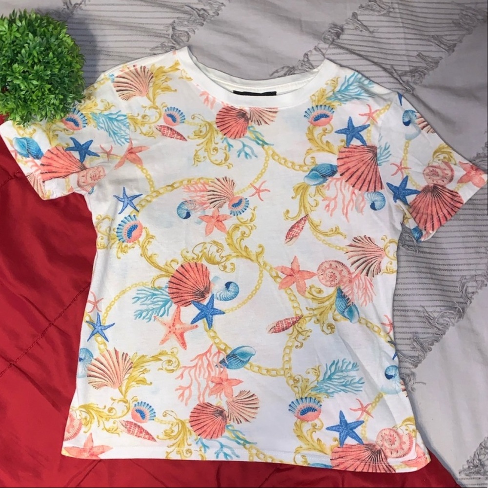 Seashell graphic Tee